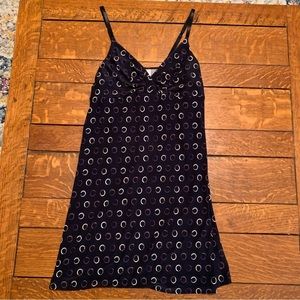 Ambrielle • nightgown with waist tie Sz M